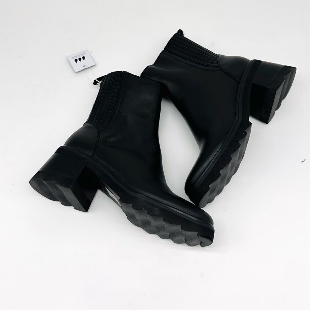 New ! Dolce Vita Martey H2O Waterproof Bootie - Picture 1 of 8